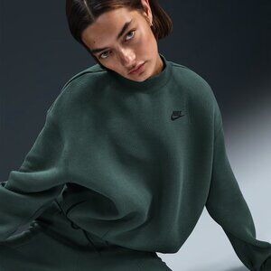 Nike Sportswear Women's Tech Fleece Sweatshirt